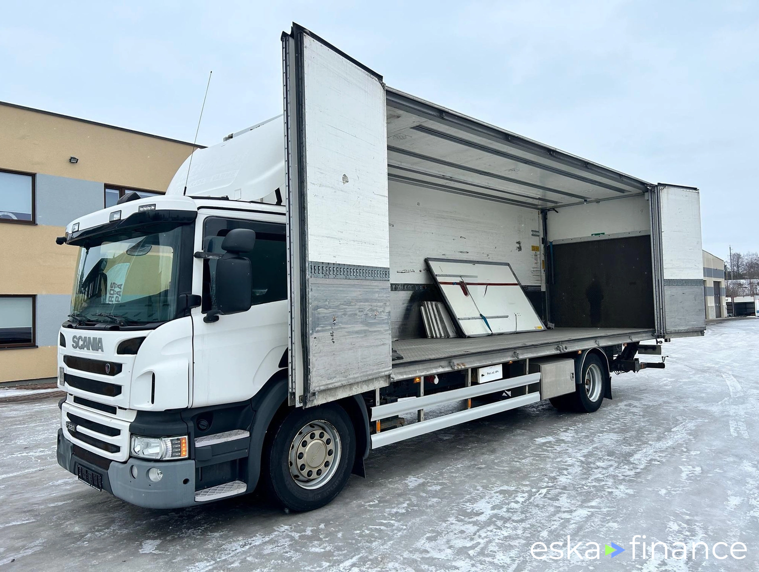 Finansowanie Specjalna ciężarówka Scania P320 2015