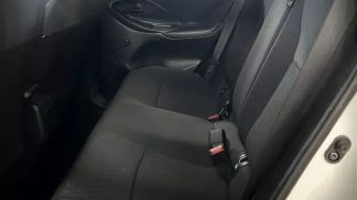Leasing Sedan Toyota Yaris 2022