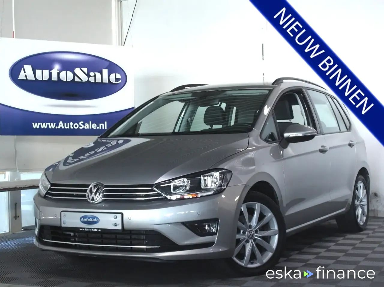 Financování Hatchback Volkswagen Golf Sportsvan 2017