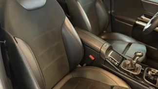Lízing Hatchback MERCEDES B 160 2021