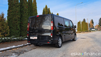 Leasing Passenger transport Renault Trafic 2016