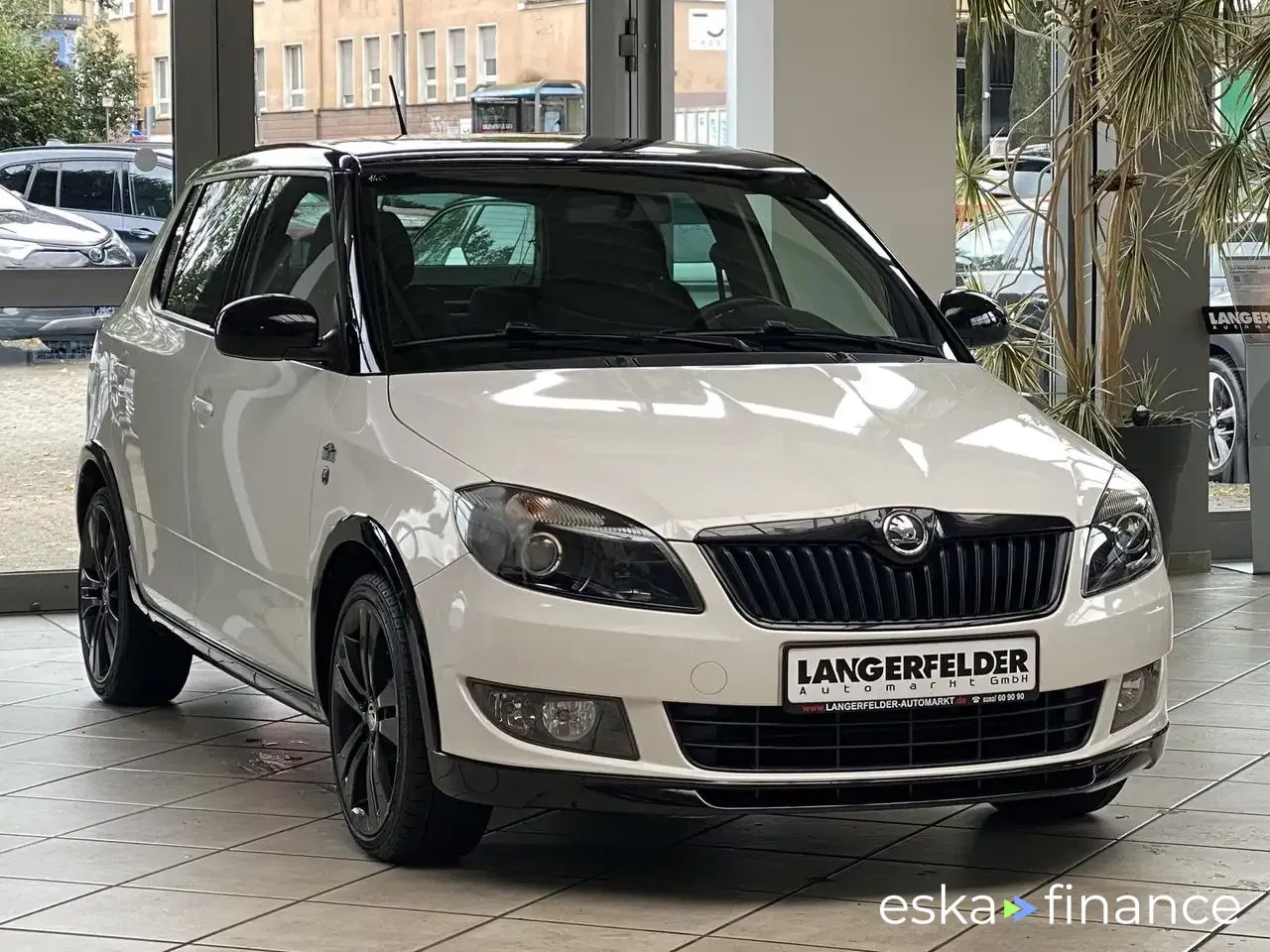 Leasing Hatchback Skoda Fabia 2014