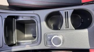 Lízing Sedan MERCEDES CLA 180 2016