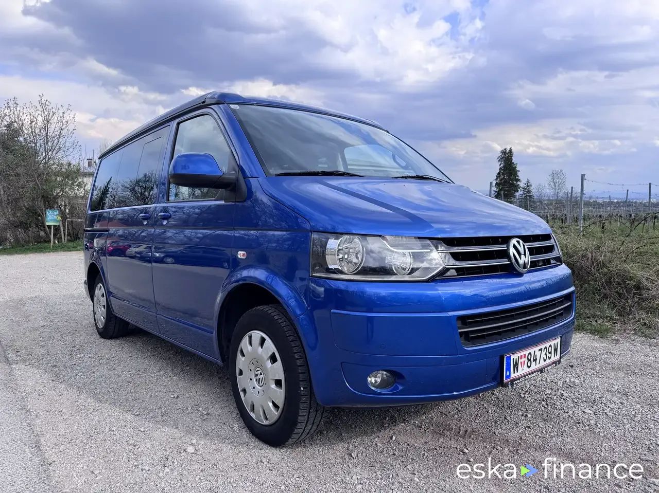 Lízing Hatchback Volkswagen T5 California 2010