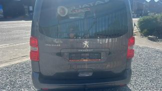 Financování Hatchback Peugeot Traveller 2021