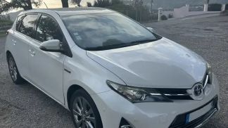 Lízing Sedan Toyota Auris 2014