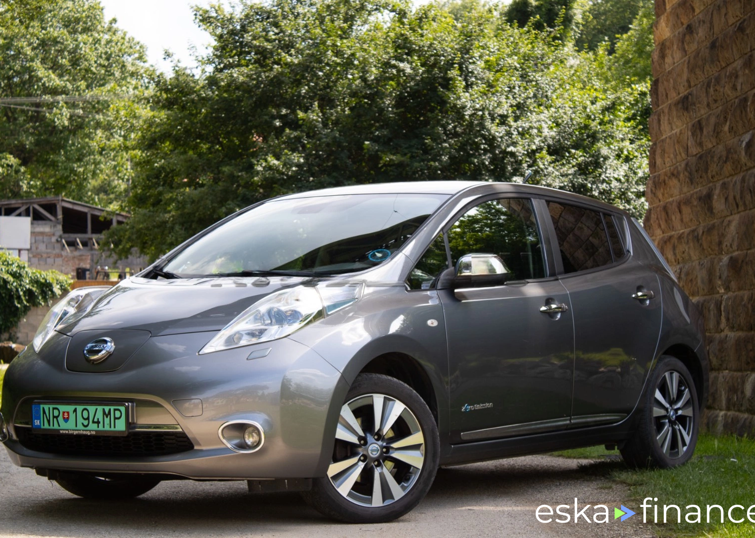 Leasing Hatchback Nissan Leaf 2014