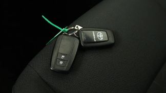 Finansowanie Wóz Toyota Corolla 2020