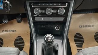Lízing Hatchback Volkswagen Touran 2017