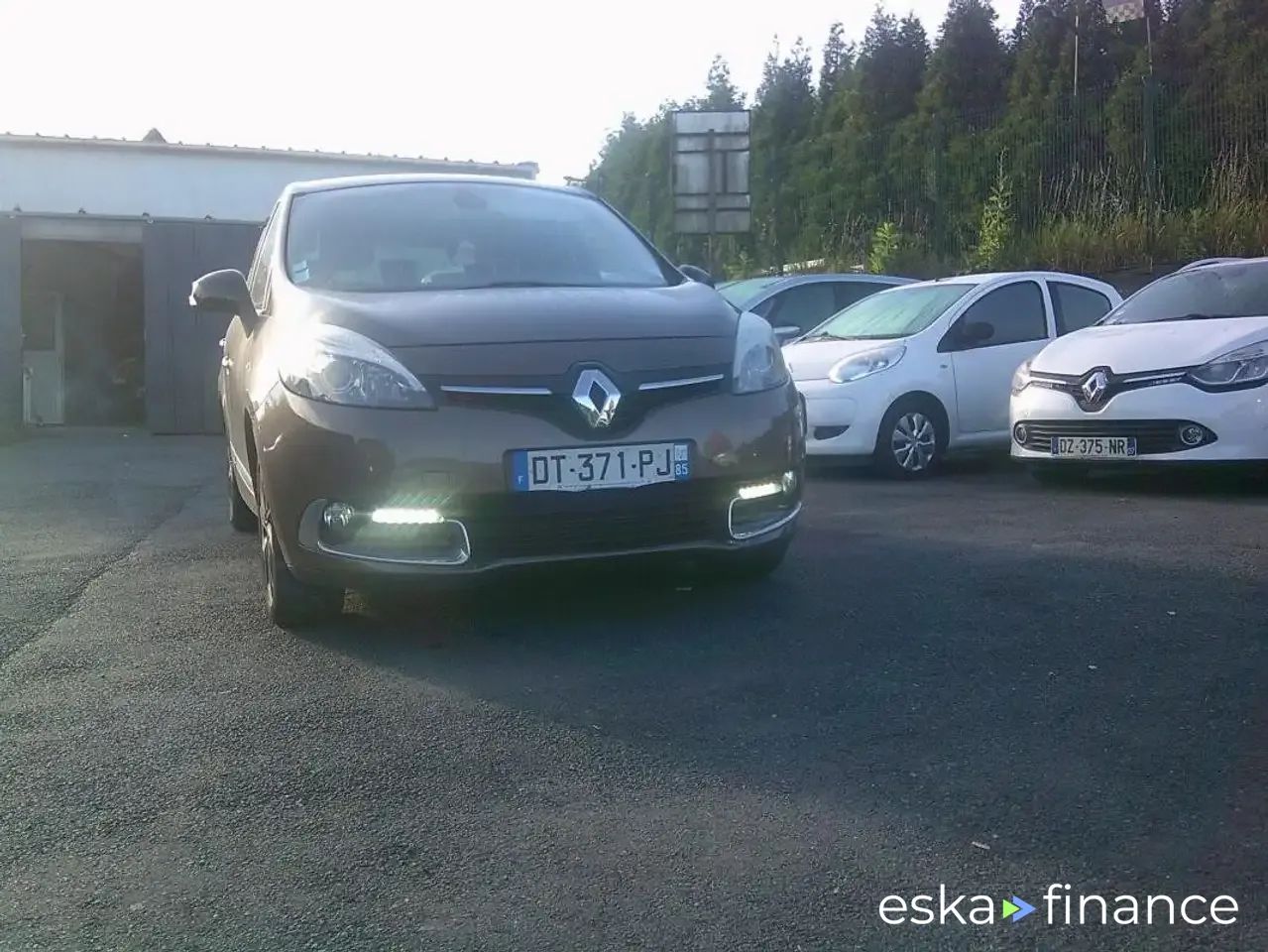 Finansowanie Van Renault Scenic 2015