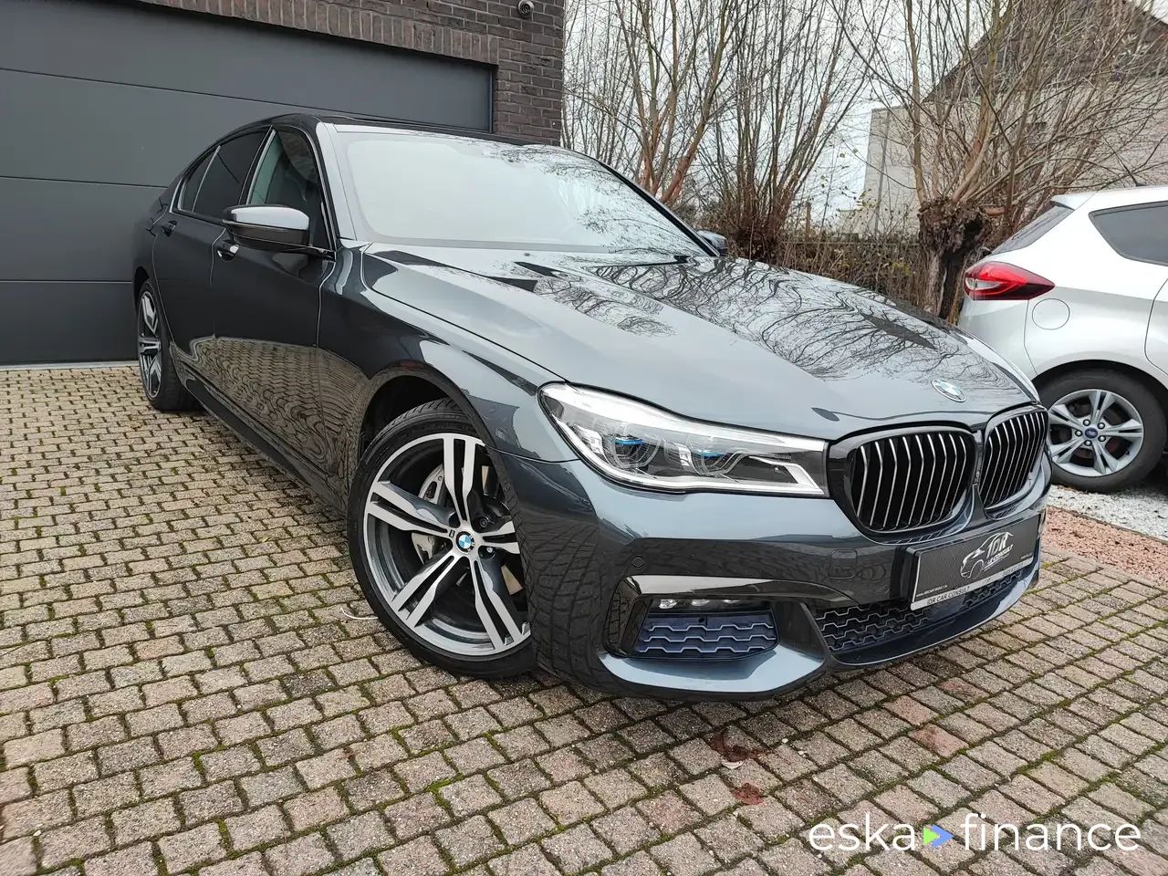 Leasing Sedan BMW 740 2017