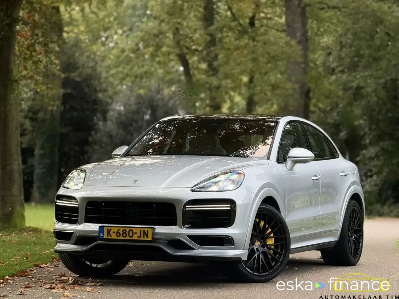 Lízing Kupé Porsche Cayenne 2021