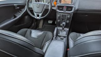 Lízing Hatchback Volvo V40 2020
