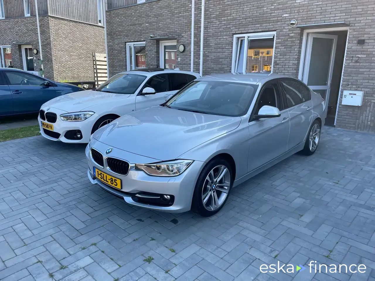 Leasing Sedan BMW 320 2013