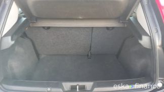 Lízing Sedan Fiat Punto 2018