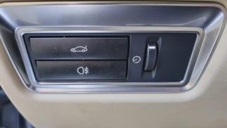 Lízing Sedan Jaguar XF 2012