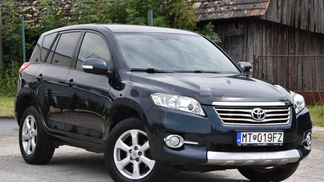 Leasing SUV Toyota RAV4 2011