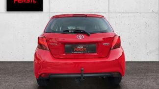 Leasing Hatchback Toyota Yaris 2015