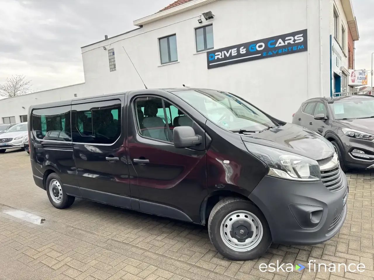 Leasing SUV Opel Vivaro 2015