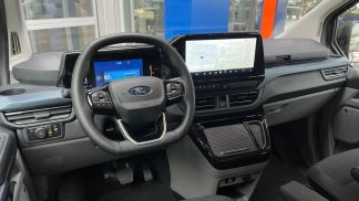 Lízing Hatchback Ford Tourneo Custom 2025