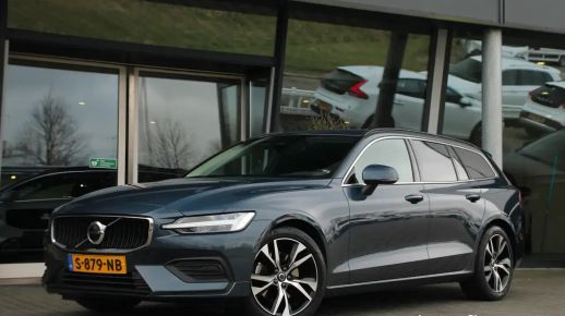 Volvo V60 2023