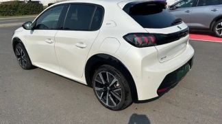 Lízing Sedan Peugeot 208 2021