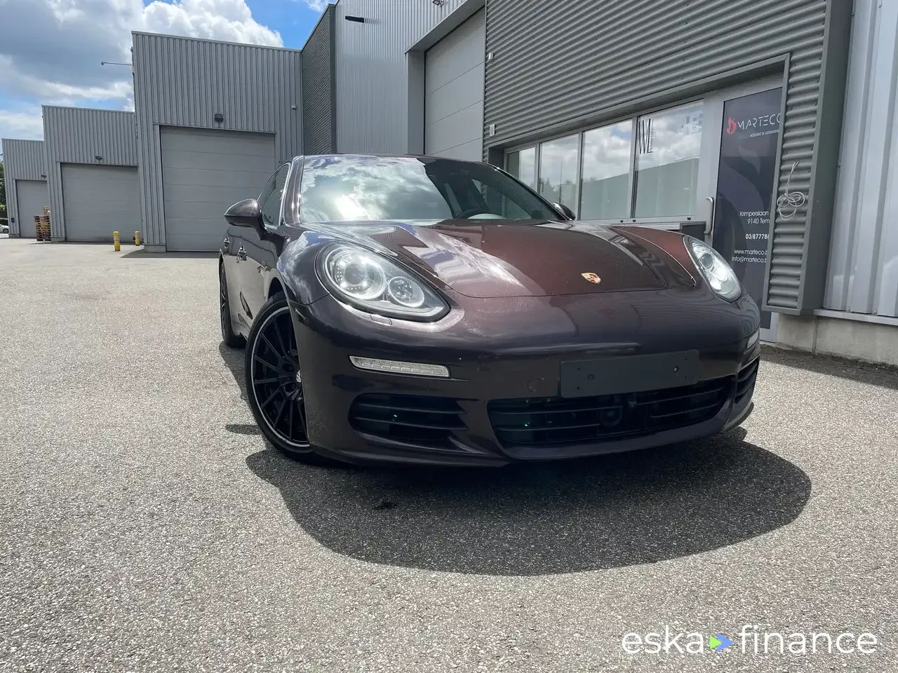 Leasing Sedan Porsche Panamera 2014