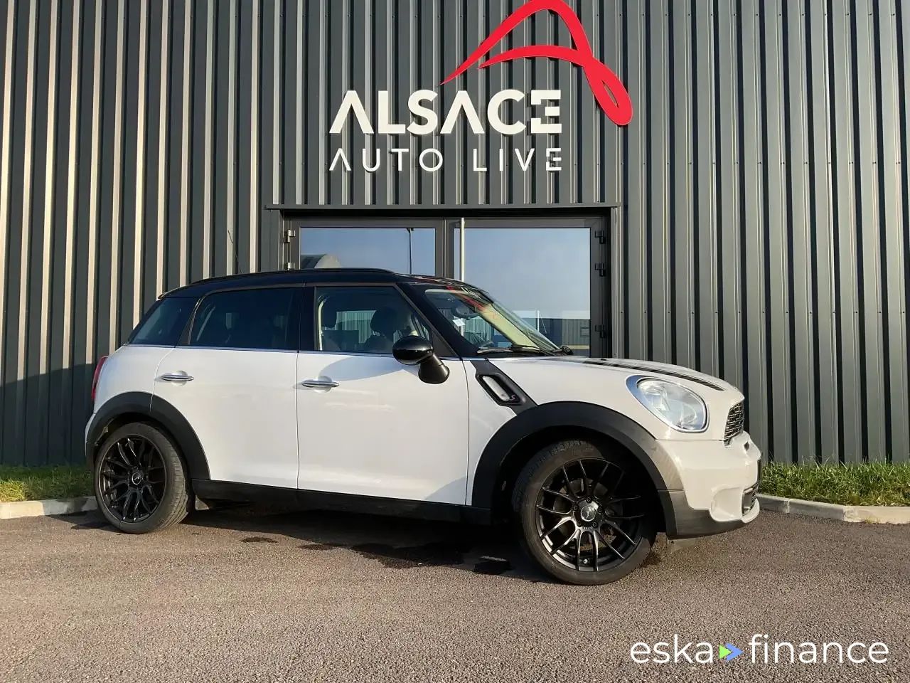 Lízing Sedan MINI COUNTRYMAN D 2014