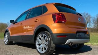 Lízing Hatchback Volkswagen Polo 2015
