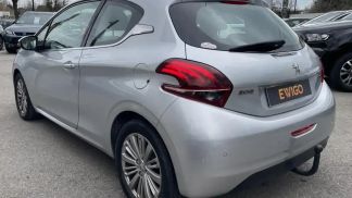 Leasing Hatchback Peugeot 208 2016