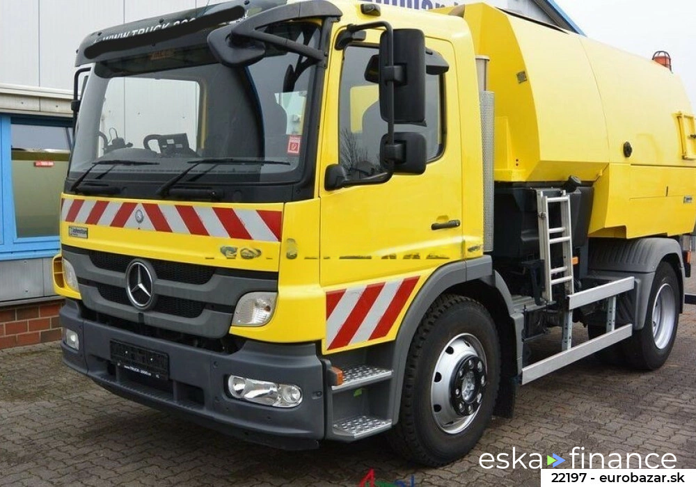 Lízing Špeciálny nákladiak Mercedes-Benz Atego 2013