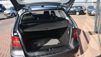 Financování Hatchback MERCEDES B 160 2011