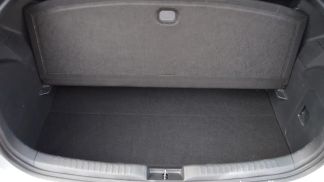 Leasing Sedan Toyota Yaris 2022