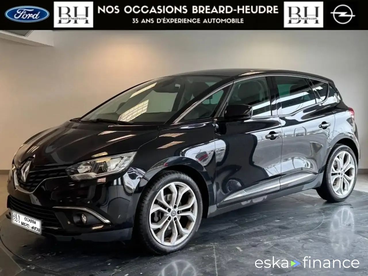 Leasing Hatchback Renault Scenic 2019