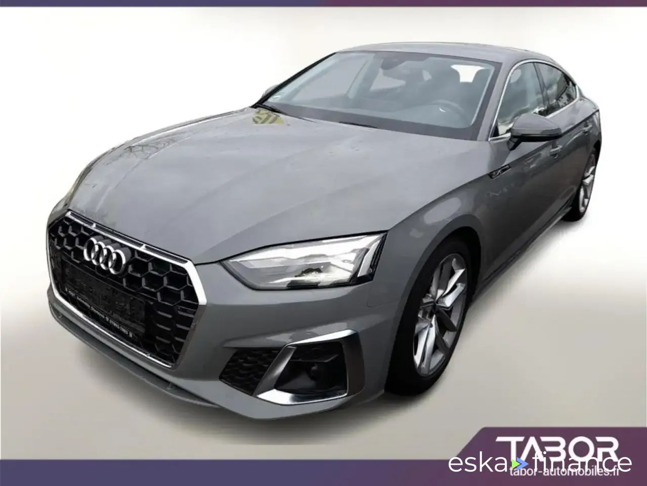 Lízing Sedan Audi A5 2021