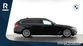 Lízing Kombi BMW 530 2018