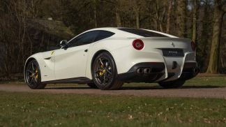 Leasing Coupé Ferrari F12 2013