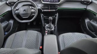Leasing Sedan Peugeot 208 2023