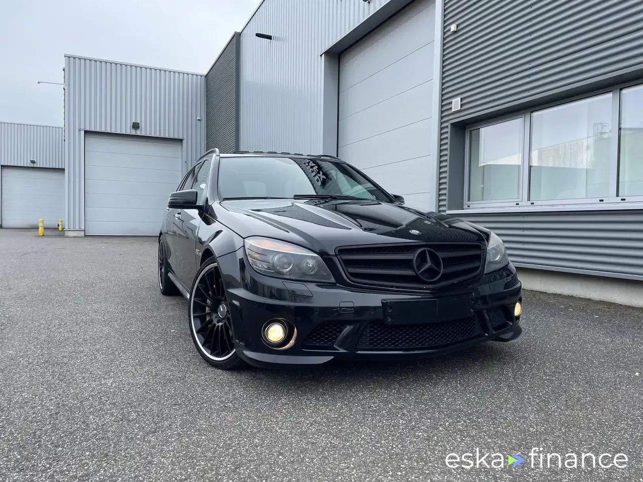 Leasing Wagon MERCEDES C 63 AMG 2010