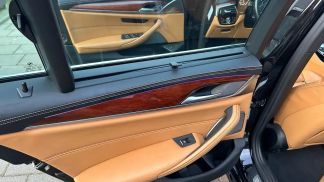Lízing Sedan BMW 530 2019