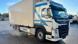 Lízing Špeciálne nákladné vozidlo Volvo FM330 2014