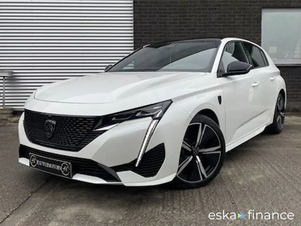 Lízing Sedan Peugeot 308 2023