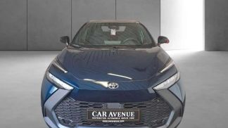 Lízing Sedan Toyota C-HR 2024