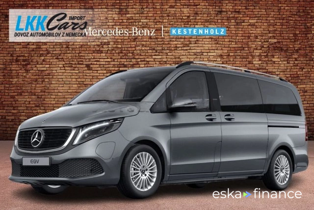 Specjalna ciężarówka Mercedes-Benz EQV 300 L 2022