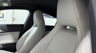 Lízing Kupé MERCEDES CLA 180 2013