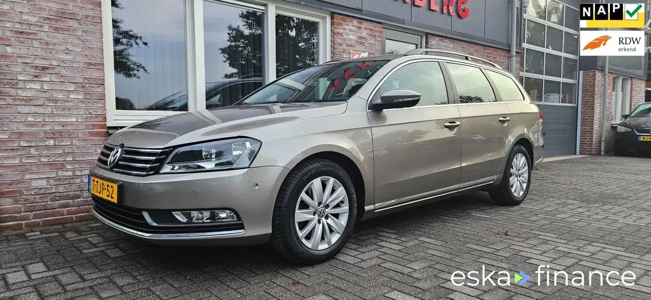 Wóz Volkswagen Passat Variant 2014