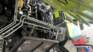 Leasing Combine grain harvester Claas Lexion 770 2017