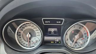 Lízing Sedan MERCEDES CLA 200 2013