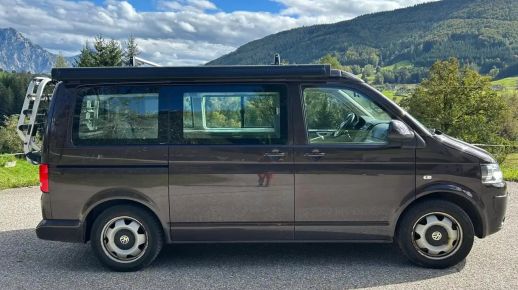 Volkswagen T5 California 2011