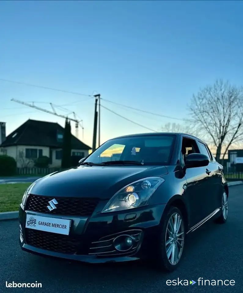 Lízing Sedan Suzuki Swift 2014